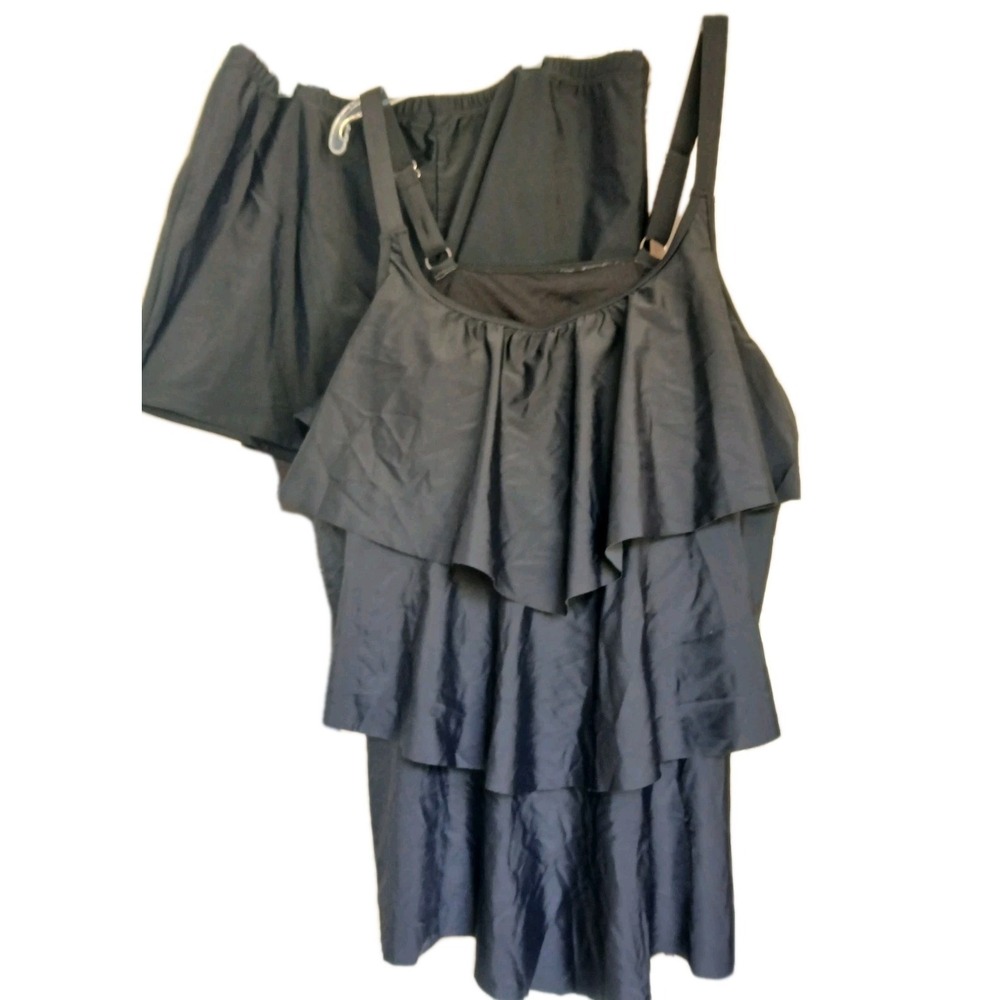 NWT Hanna Nikole 2 pc Tankini Swimsuit Women Plus 22W Swim Shorts Set